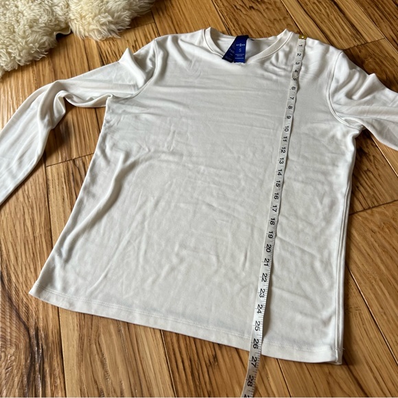 Kit and Ace V Neck Long Sleeve T-Shirt White Small - Picture 2 of 7